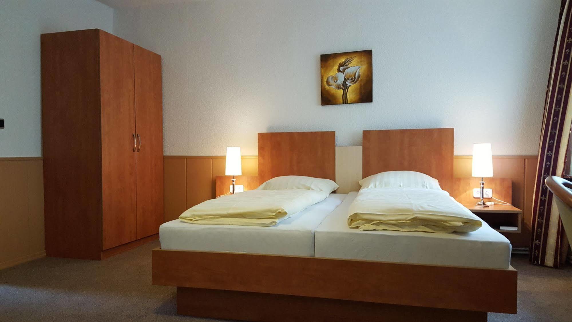 Waldhotel Zur Holzmuhle Eldagsen Екстериор снимка